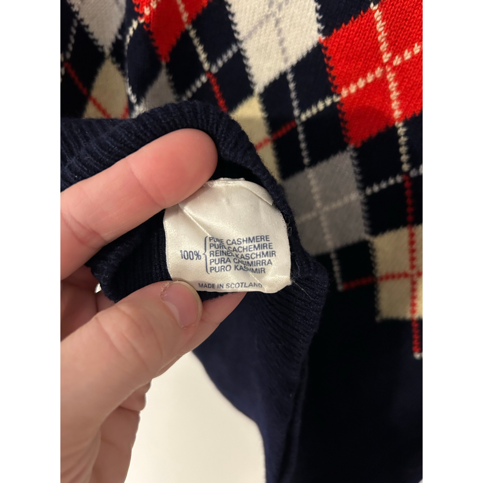 Vtg Pringle Of Scotland Intarsia Argyle Diamond Print Sweater 100% Cashmere Euc — image 6 of 7